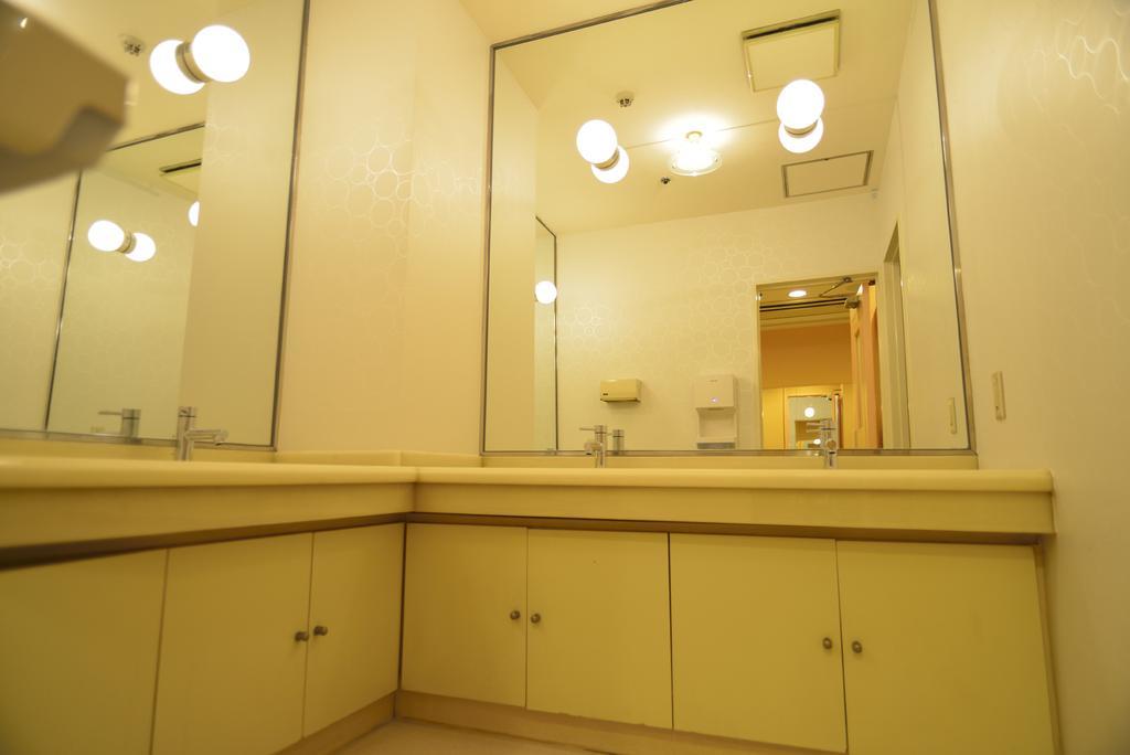 Hôtel B&S Eco Cube Shinsaibashi à Ōsaka Extérieur photo