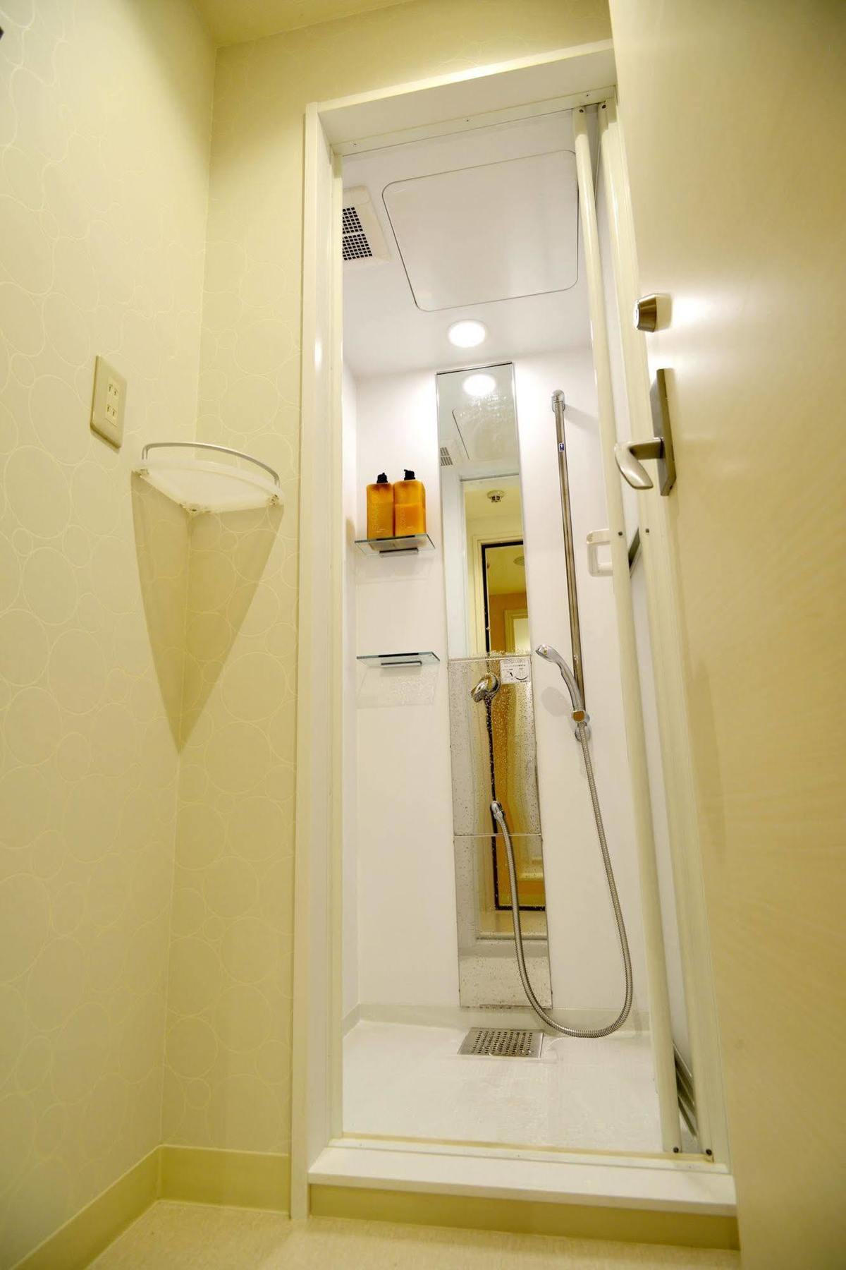 Hôtel B&S Eco Cube Shinsaibashi à Ōsaka Extérieur photo